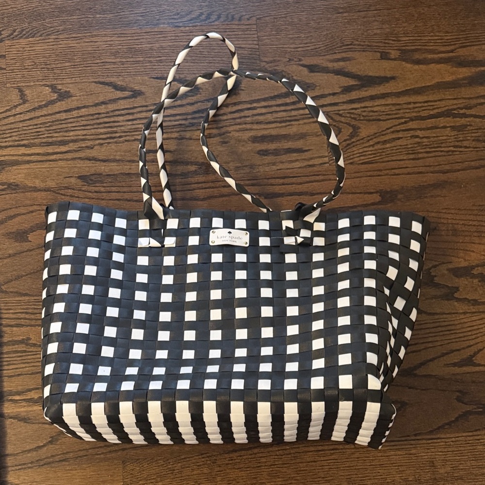 Stylish Kate Spade Black and White Checkered Tote Bag